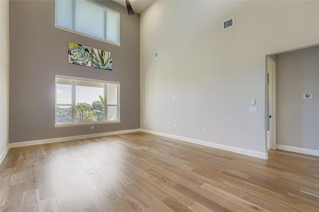 7113 Jument DR, Austin, TX 78738