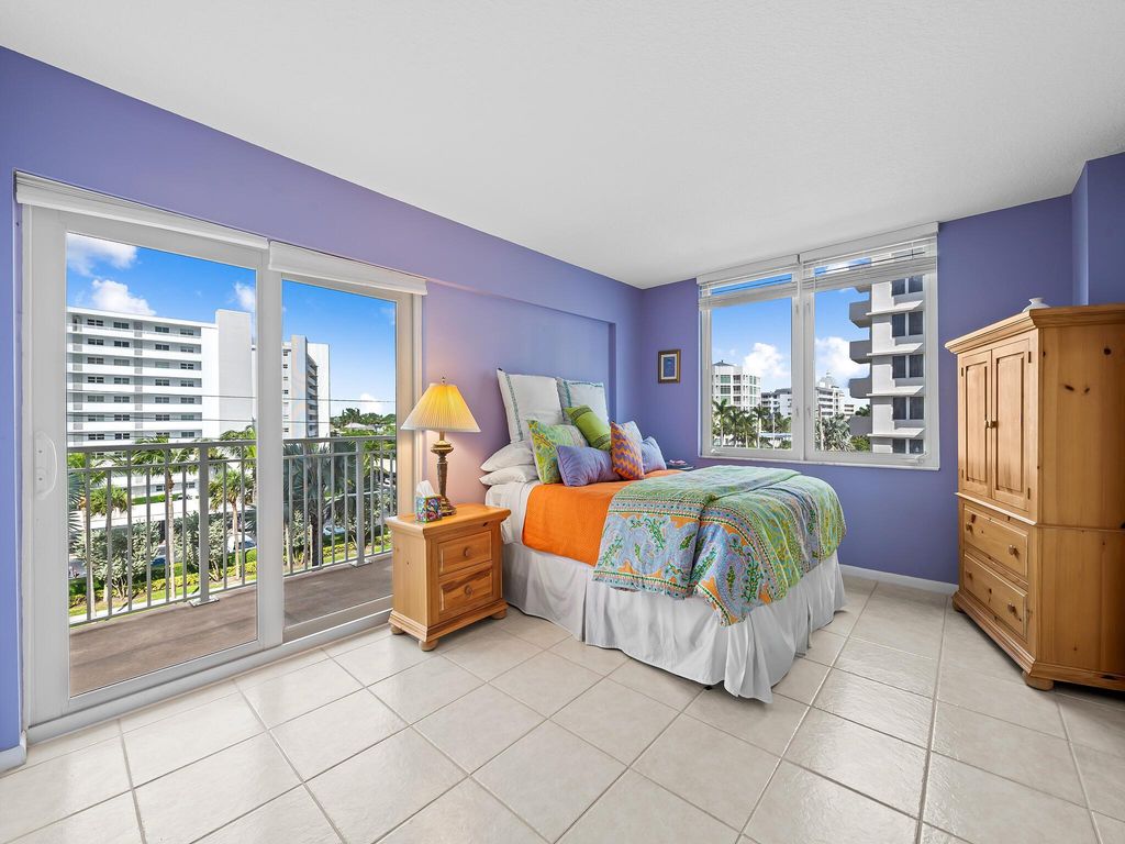 Image 12 of property listing at 3221 S Ocean Boulevard 302, Highland Beach, FL 33487