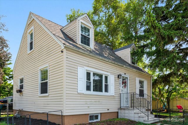 707 E 9th Street, Lockport, IL 60441