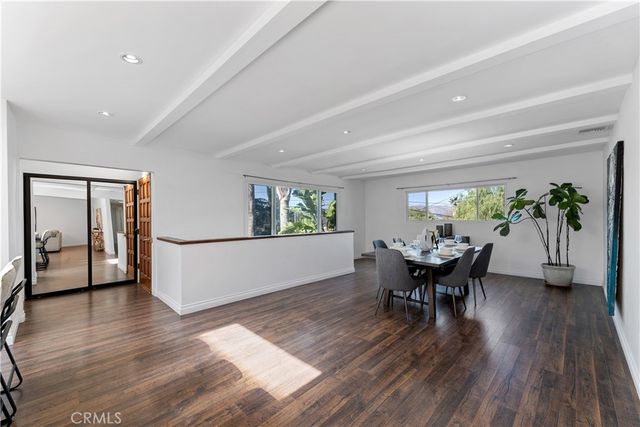 22540 Cass Avenue, Woodland Hills, CA 91364