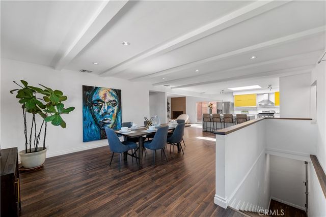 22540 Cass Avenue, Woodland Hills, CA 91364