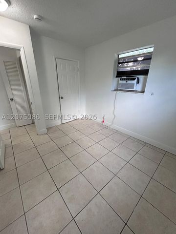 5727 Fletcher St B, Hollywood, FL 33023