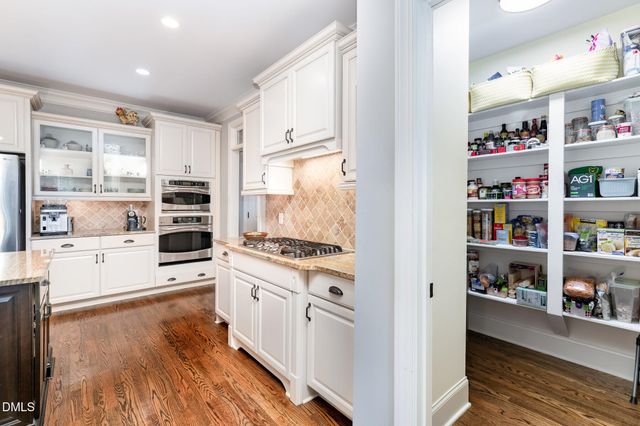 524 Summer Harvest Court, Cary, NC 27519