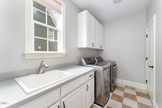 524 Summer Harvest Court, Cary, NC 27519