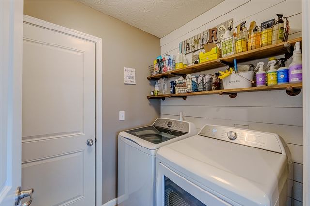 149 Irongate Drive, Englewood, OH 45322