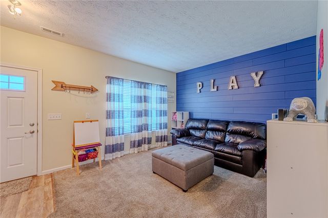 149 Irongate Drive, Englewood, OH 45322