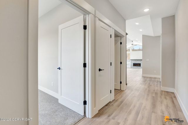 8875 Chalk Hill Loop, Anchorage, AK 99502