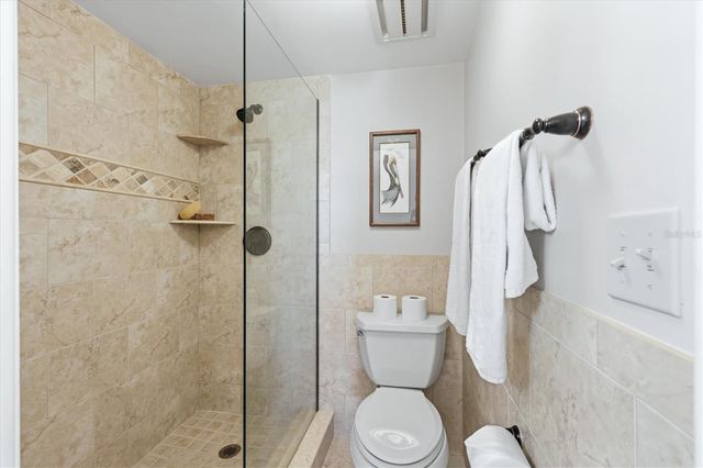 437 CERROMAR LANE 522, Venice, FL 34293