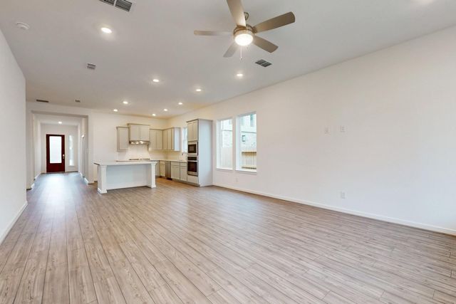 21622 Laggan Cliff Lane, Cypress, TX 77433