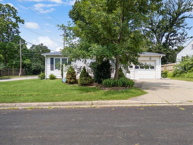 201 RUBY LN, Columbia, MO 65203