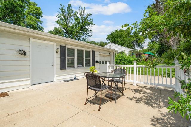 201 RUBY LN, Columbia, MO 65203