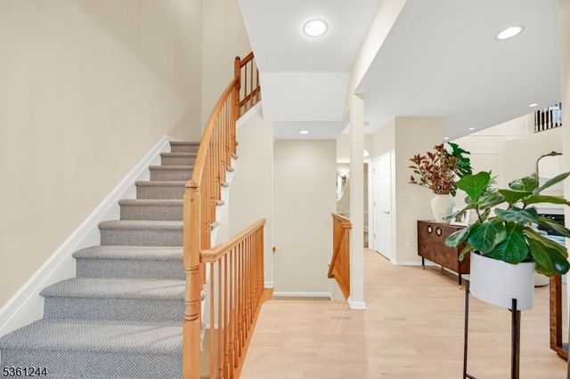 717 Regal Blvd, Livingston Twp., NJ 07039