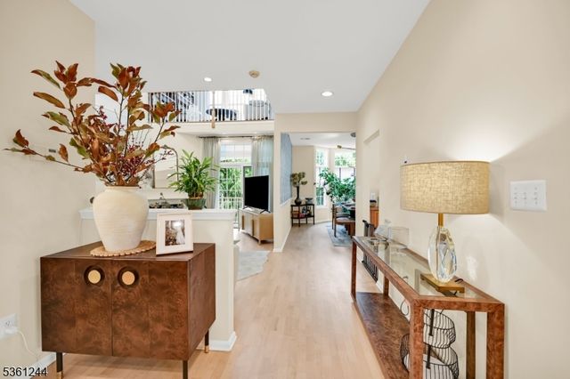 717 Regal Blvd, Livingston Twp., NJ 07039