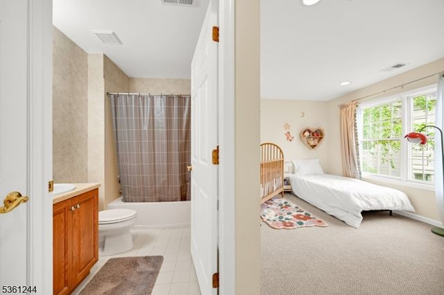 717 Regal Blvd, Livingston Twp., NJ 07039
