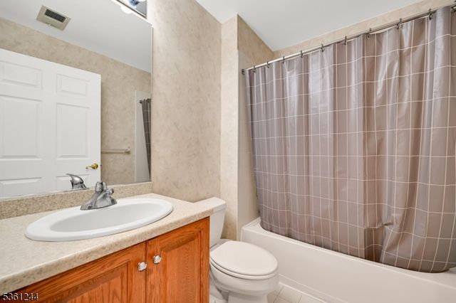 717 Regal Blvd, Livingston Twp., NJ 07039