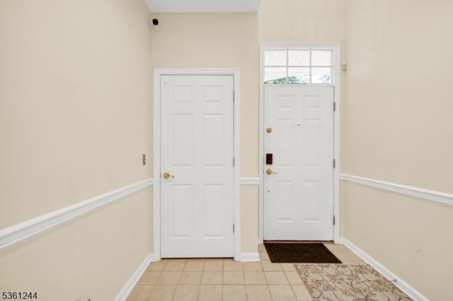 717 Regal Blvd, Livingston Twp., NJ 07039
