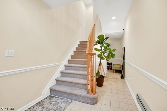 717 Regal Blvd, Livingston Twp., NJ 07039