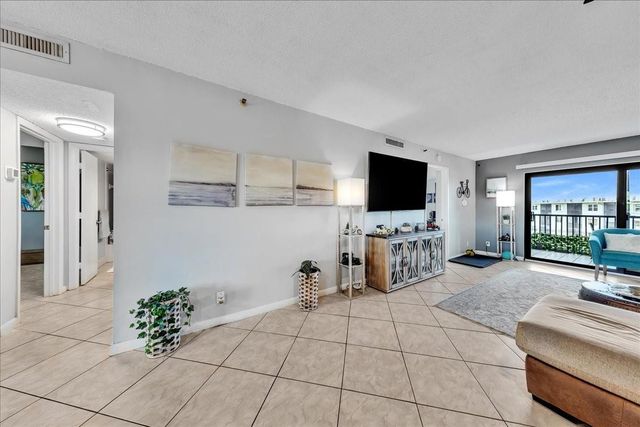 2217 Cypress Island Drive 507, Pompano Beach, FL 33069