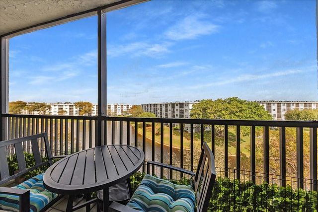 2217 Cypress Island Drive 507, Pompano Beach, FL 33069