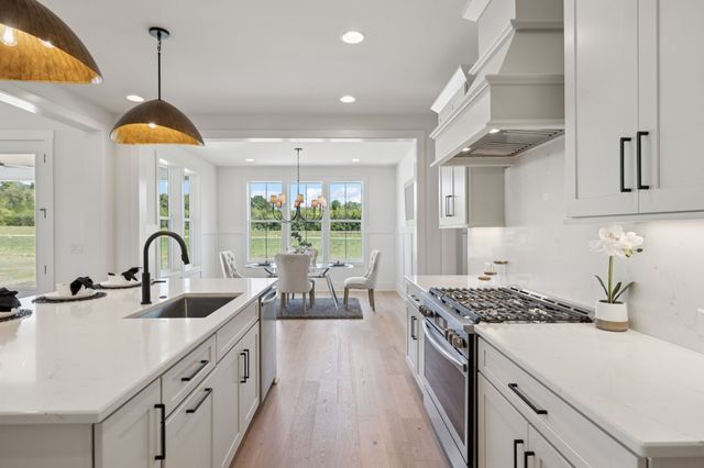 6001 Cypress Creek Rd, Spring Hill, TN 37174
