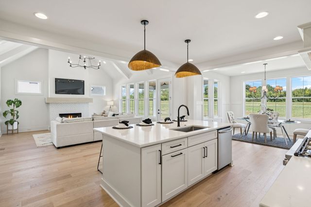 6001 Cypress Creek Rd, Spring Hill, TN 37174