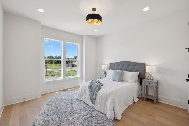 6001 Cypress Creek Rd, Spring Hill, TN 37174