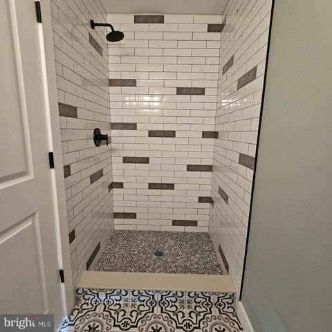 5937 SPRINGFIELD AVE, Philadelphia, PA 19143