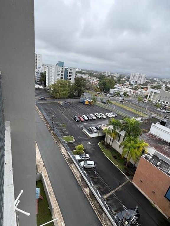Image 17 of property listing at 274 CALLE URUGUAY COND TORRE ALTA 803, Hato Rey, PR 00917