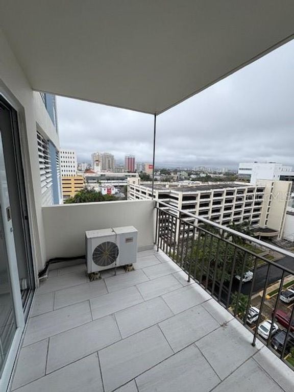 Image 24 of property listing at 274 CALLE URUGUAY COND TORRE ALTA 803, Hato Rey, PR 00917