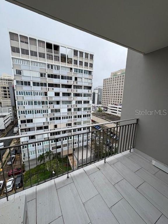 Image 25 of property listing at 274 CALLE URUGUAY COND TORRE ALTA 803, Hato Rey, PR 00917