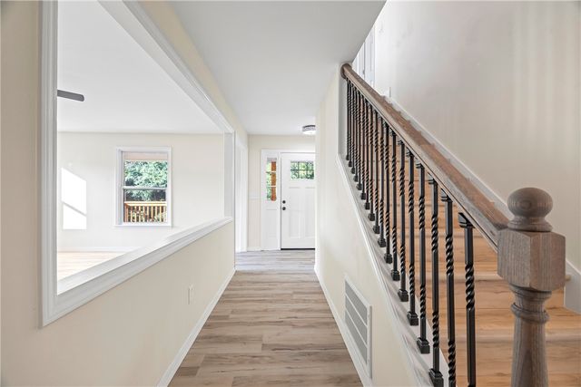 323 Lake Forest Circle, Anderson, SC 29625