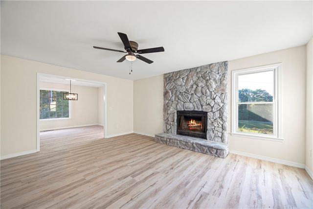 323 Lake Forest Circle, Anderson, SC 29625