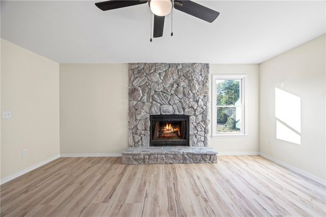 323 Lake Forest Circle, Anderson, SC 29625