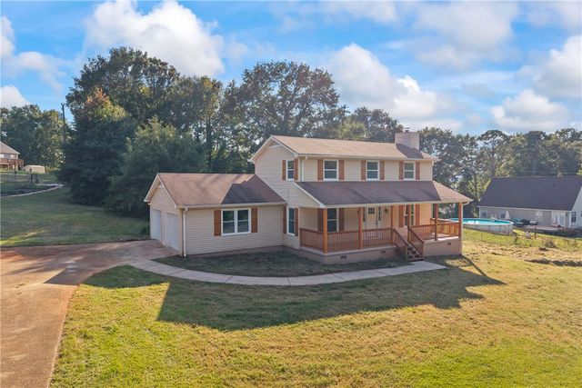 323 Lake Forest Circle, Anderson, SC 29625