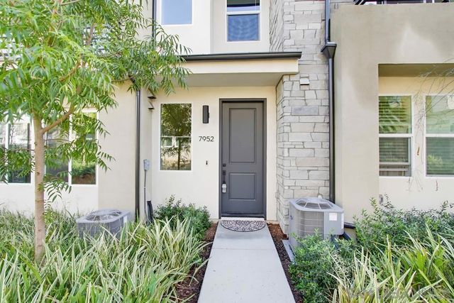 7952 Belluno Way, San Diego, CA 92126
