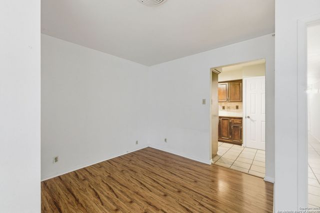 114 Beechwood, Universal City, TX 78148