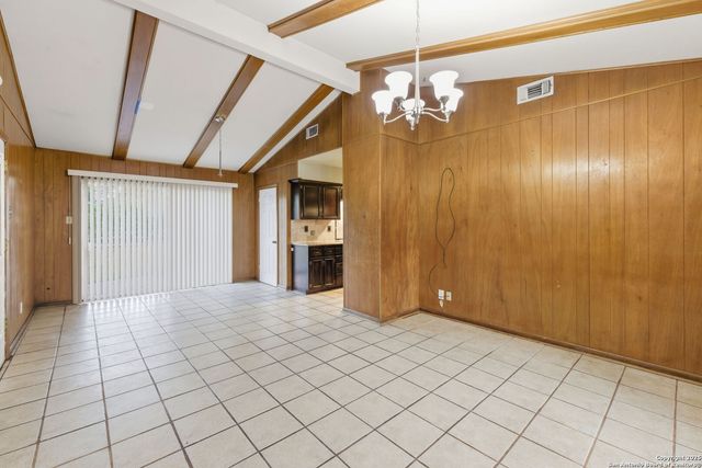 114 Beechwood, Universal City, TX 78148