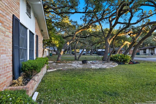 114 Beechwood, Universal City, TX 78148