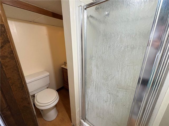 233 Fordyce St, Bon Air, PA 15210