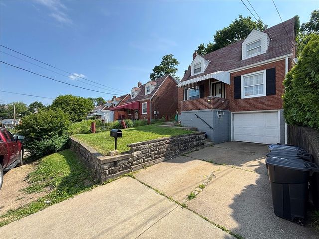 233 Fordyce St, Bon Air, PA 15210