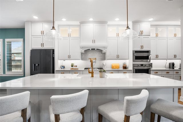 32437 Soaring Willow Way, Conroe, TX 77385