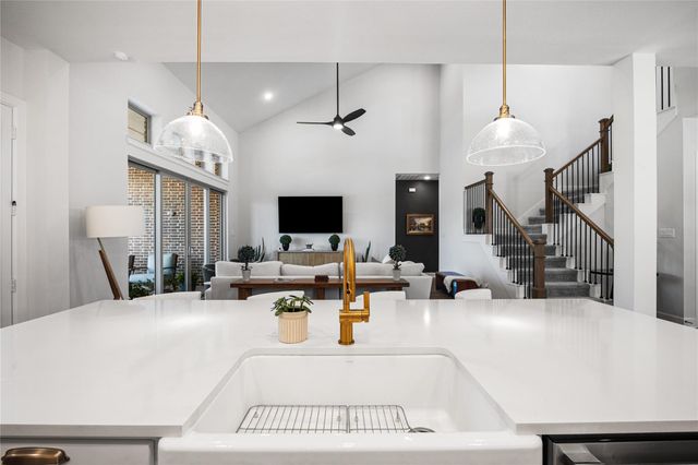 32437 Soaring Willow Way, Conroe, TX 77385