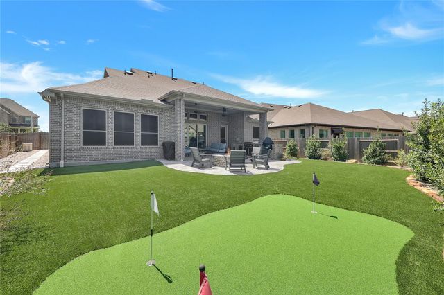 32437 Soaring Willow Way, Conroe, TX 77385