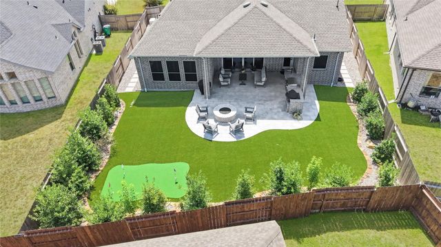 32437 Soaring Willow Way, Conroe, TX 77385
