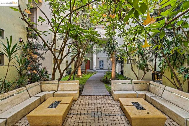 1201 Pine St 315, Oakland, CA 94607