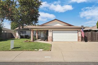 303 Vineyard Dr, Lodi, CA 95240