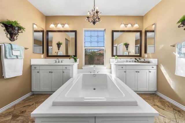 32507 Shadyview Street, Winchester, CA 92596