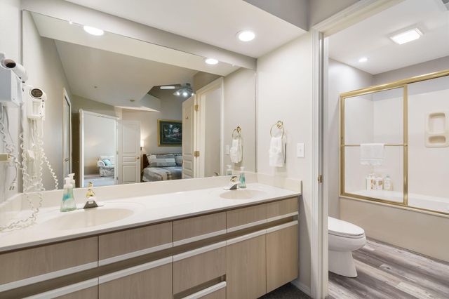 351 S Wildwood Drive S 6, Branson, MO 65616