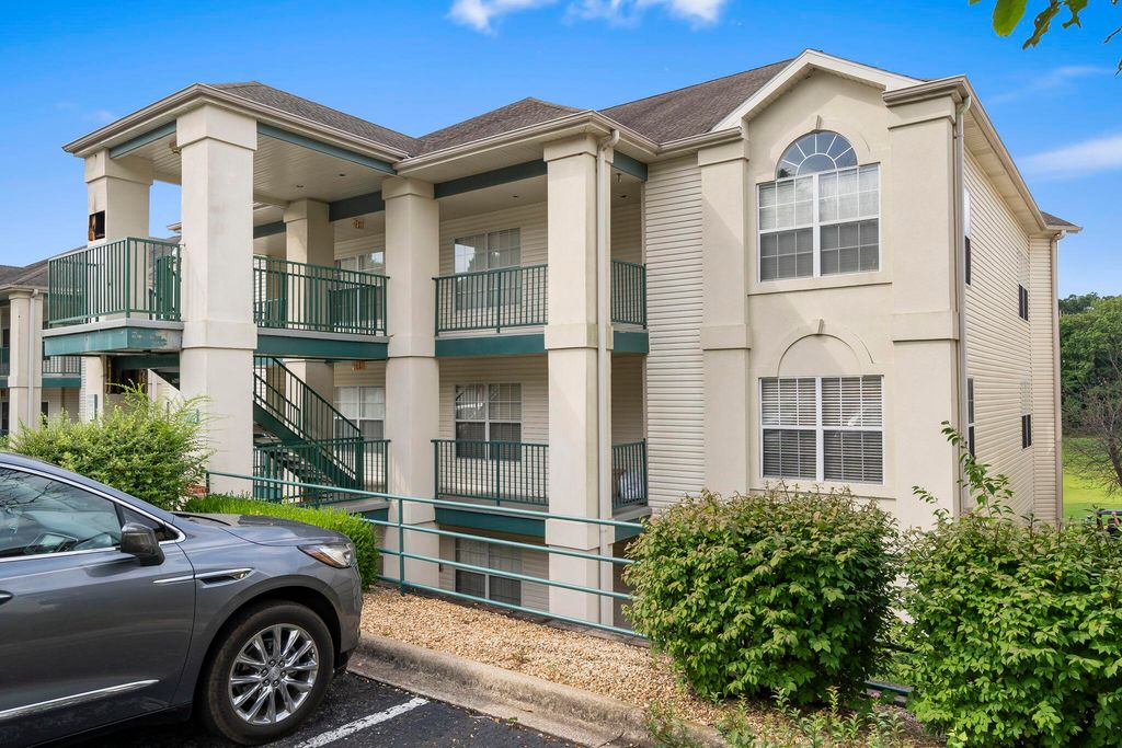 351 S Wildwood Drive S 6, Branson, MO 65616
