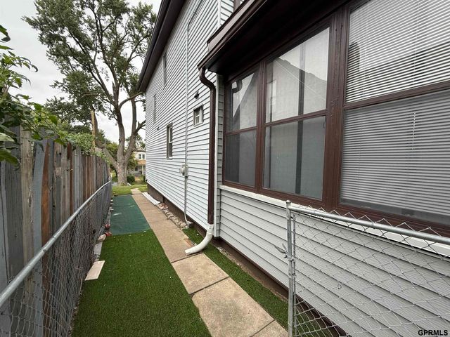 4019 Seward Street, Omaha, NE 68111